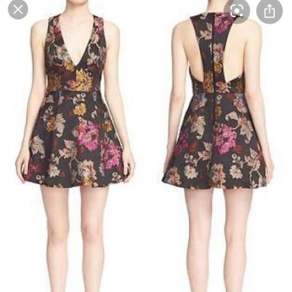 Alice + Olivia Dresses & Skirts - ISO Alice & Olivia Mollie Floral Jacquard dress 0